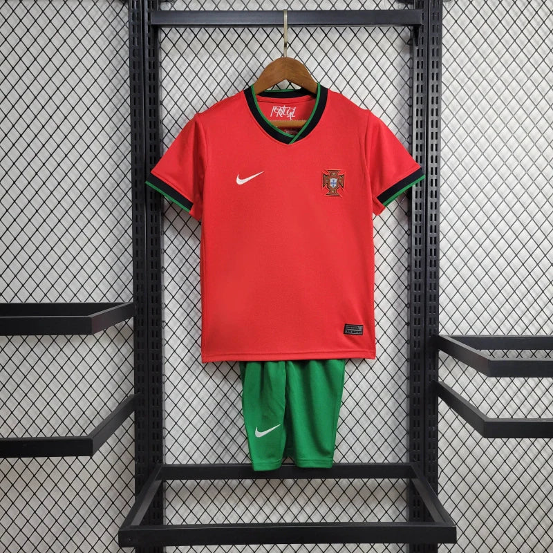 Kit Infantil Portugal Home 24/25